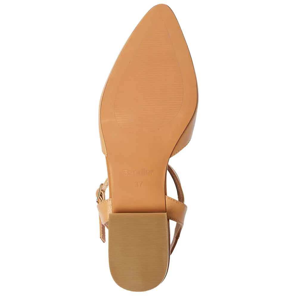 Amity Flat in Tan Leather