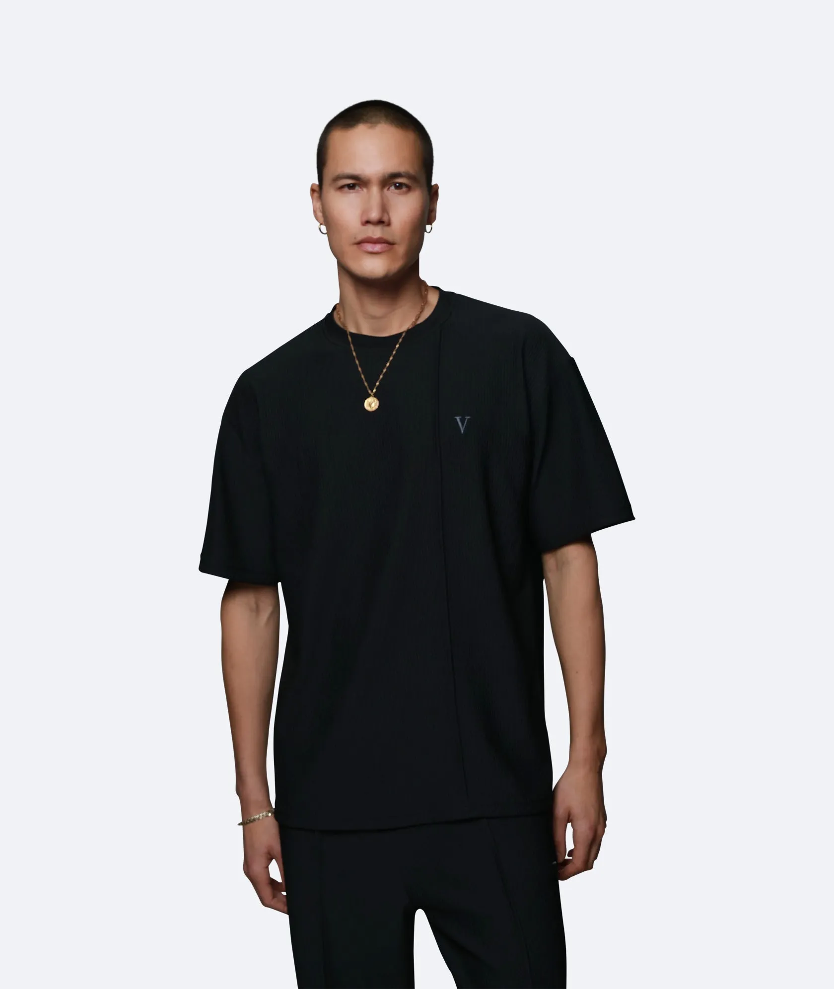 PLEATED T-SHIRT - BLACK